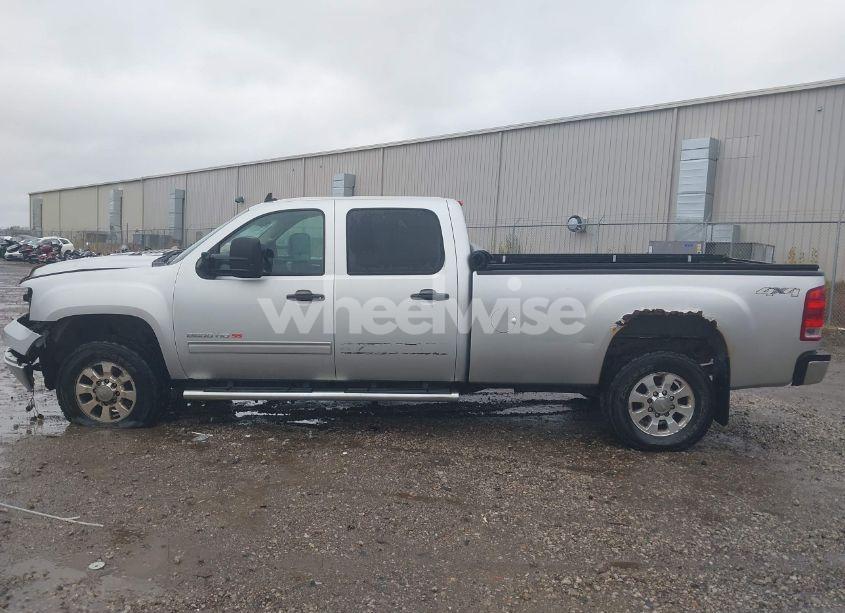 Photo 14 of 2013 Gmc Sierra 2500HD SLE (VIN 1GT120CG2DF231749)