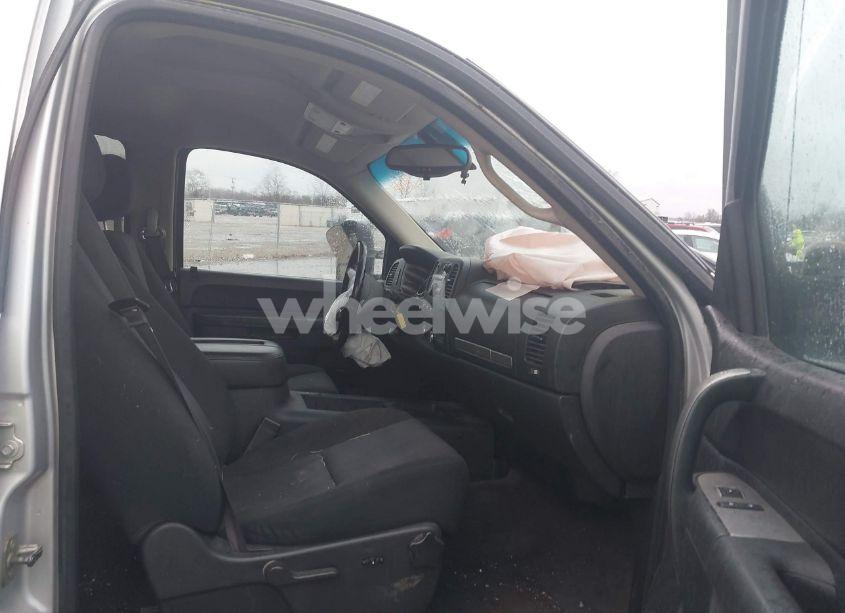 Photo 5 of 2013 Gmc Sierra 2500HD SLE (VIN 1GT120CG2DF231749)