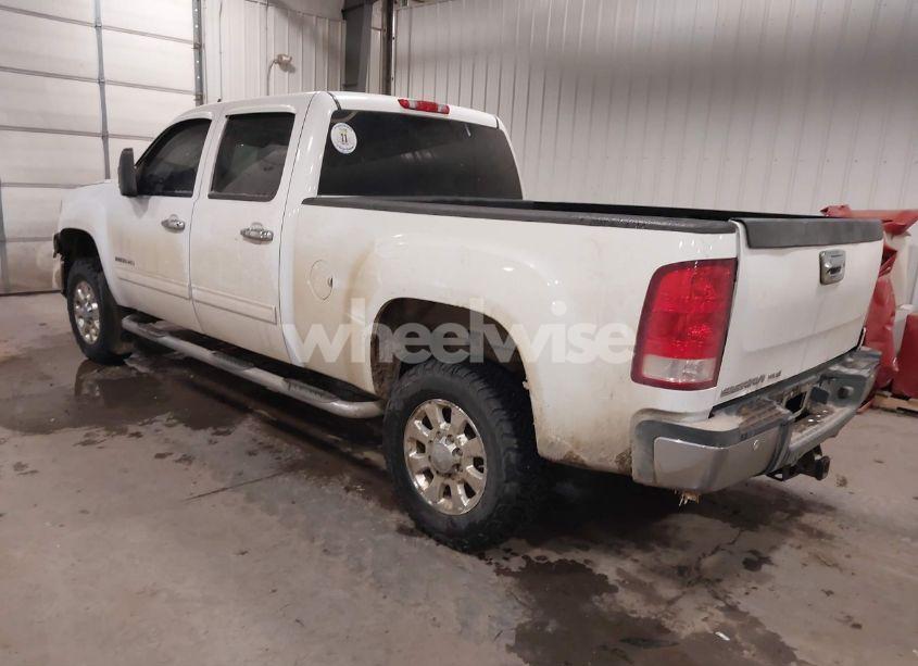 Photo 3 of 2011 Gmc Sierra 2500HD SLE (VIN 1GT120CG3BF112511)