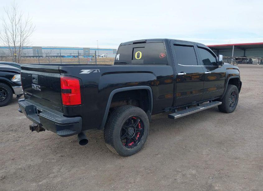 Photo 4 of 2015 Gmc Sierra 2500HD DENALI (VIN 1GT120E80FF597962)