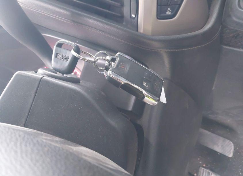 Photo 11 of 2015 Gmc Sierra 2500HD DENALI (VIN 1GT120E82FF132762)