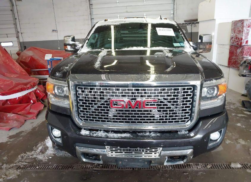 Photo 12 of 2015 Gmc Sierra 2500HD DENALI (VIN 1GT120E84FF535352)