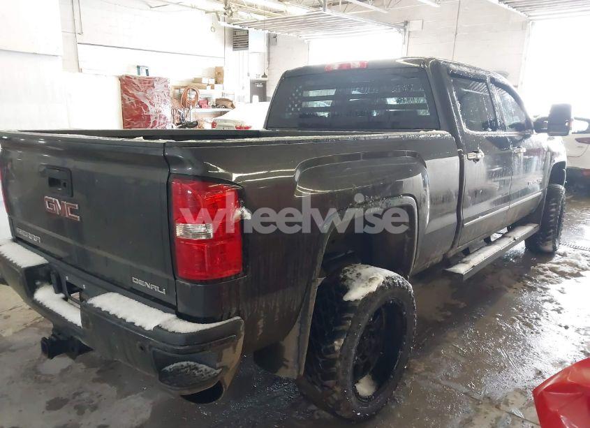 Photo 4 of 2015 Gmc Sierra 2500HD DENALI (VIN 1GT120E84FF535352)
