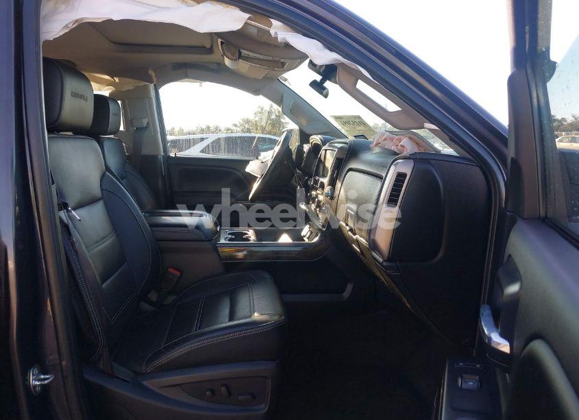 Photo 5 of 2015 Gmc Sierra 2500HD DENALI (VIN 1GT120E85FF514980)