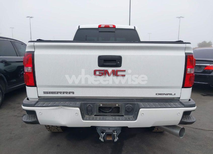 Photo 16 of 2015 Gmc Sierra 2500HD DENALI (VIN 1GT120E85FF681680)