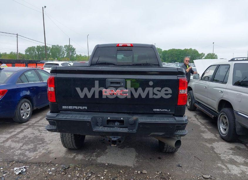 Photo 16 of 2015 Gmc Sierra 2500HD DENALI (VIN 1GT120E87FF525334)