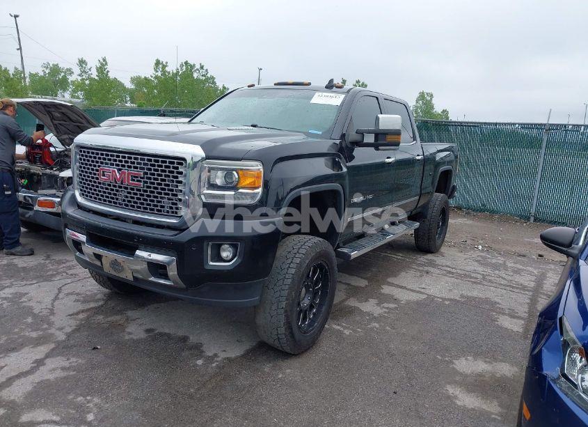 Photo 2 of 2015 Gmc Sierra 2500HD DENALI (VIN 1GT120E87FF525334)