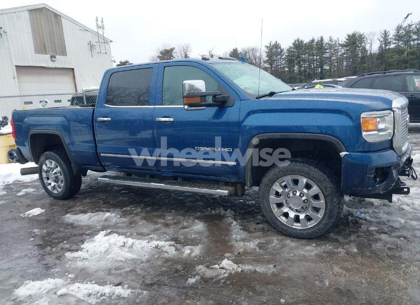 Photo 13 of 2015 Gmc Sierra 2500HD DENALI (VIN 1GT120E87FF586182)