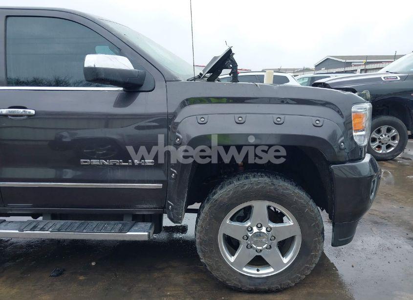Photo 15 of 2015 Gmc Sierra 2500HD DENALI (VIN 1GT120E88FF160906)