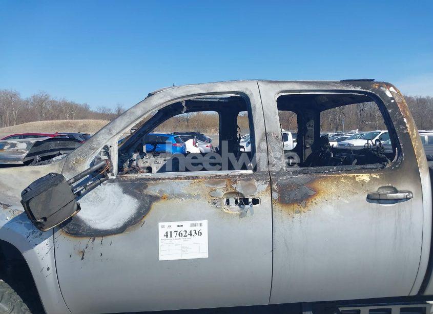 Photo 6 of 2011 Gmc Sierra 2500HD SLT (VIN 1GT121C81BF234377)