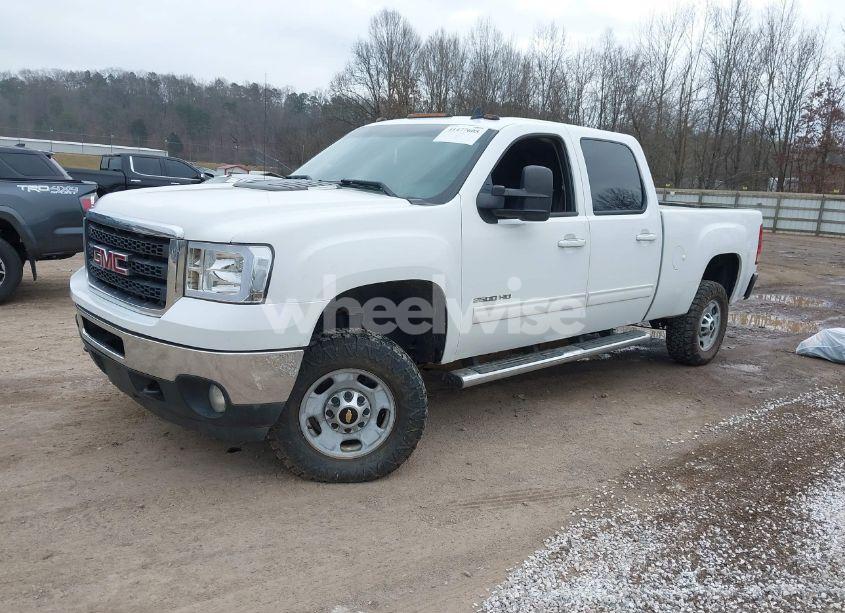 Photo 2 of 2012 Gmc Sierra 2500HD SLT (VIN 1GT121C81CF116511)