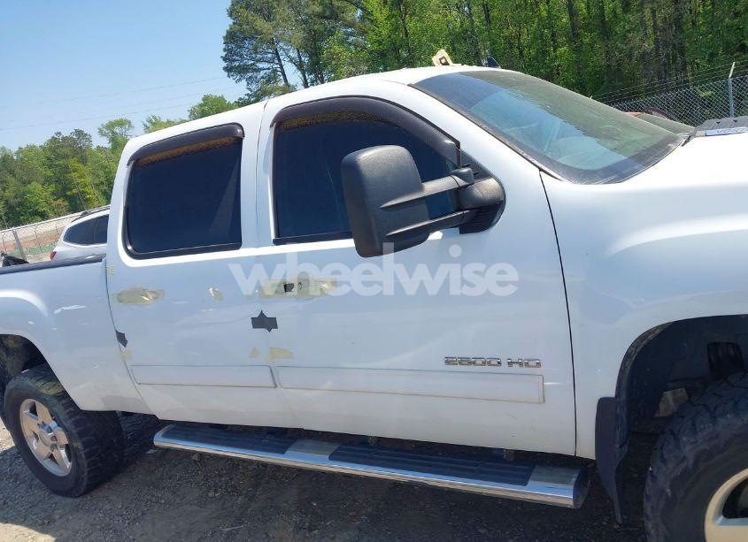 Photo 12 of 2011 Gmc Sierra 2500HD SLT (VIN 1GT121CG1BF266186)