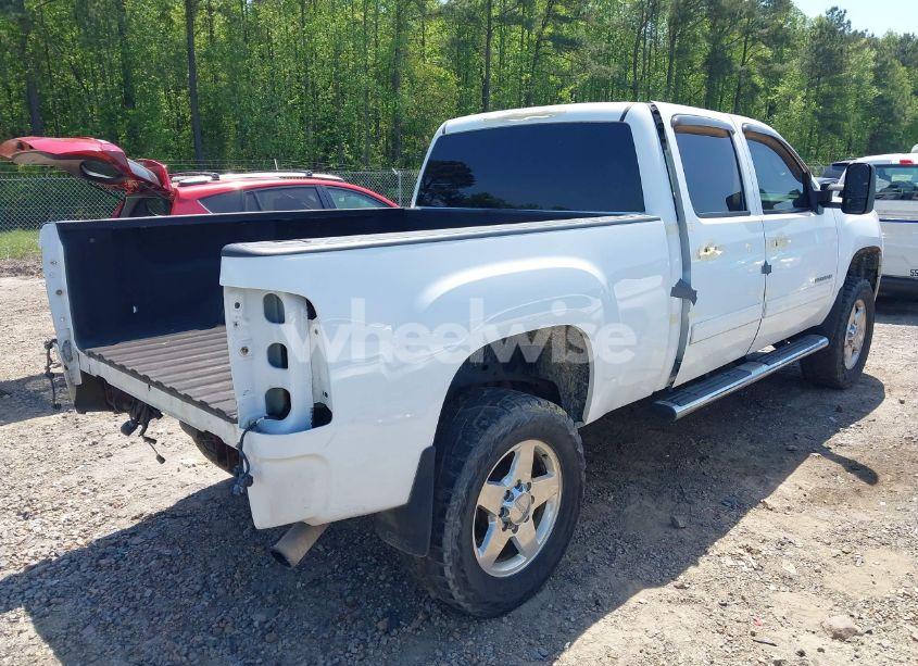 Photo 4 of 2011 Gmc Sierra 2500HD SLT (VIN 1GT121CG1BF266186)