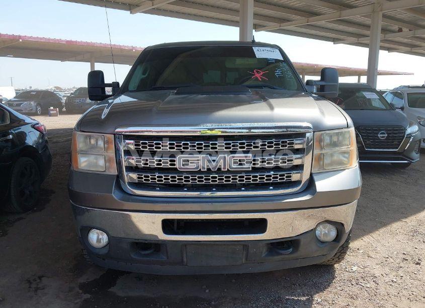 Photo 12 of 2014 Gmc Sierra 2500HD SLT (VIN 1GT121E85EF136406)