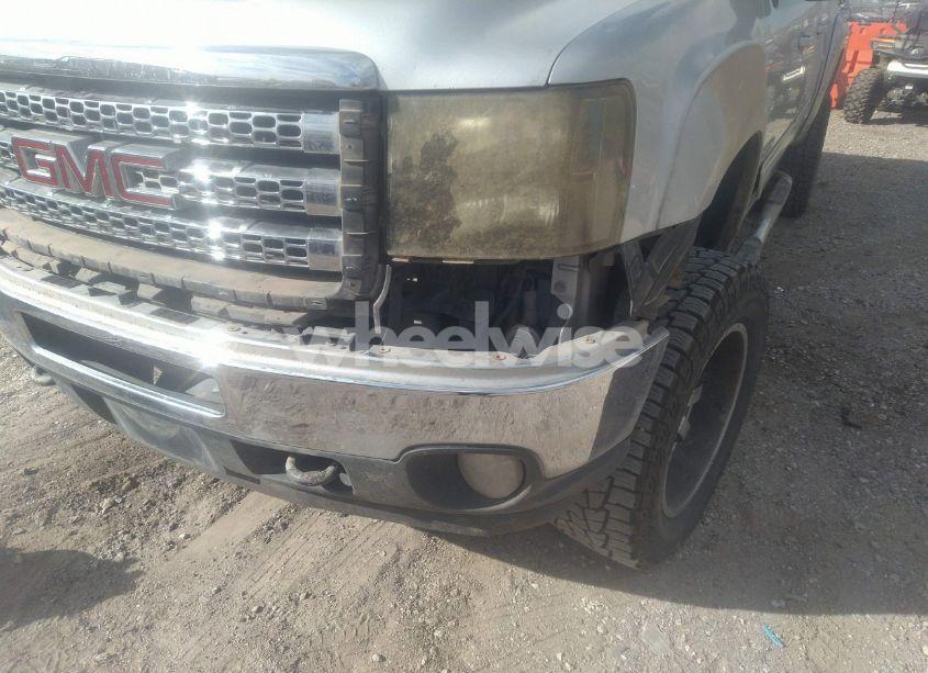 Photo 6 of 2012 Gmc Sierra 2500HD SLT (VIN 1GT121E8XCF200758)