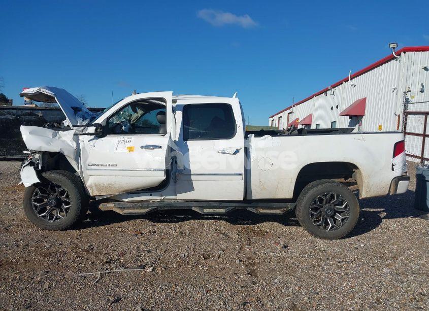Photo 14 of 2011 Gmc Sierra 2500HD DENALI (VIN 1GT125C81BF225413)