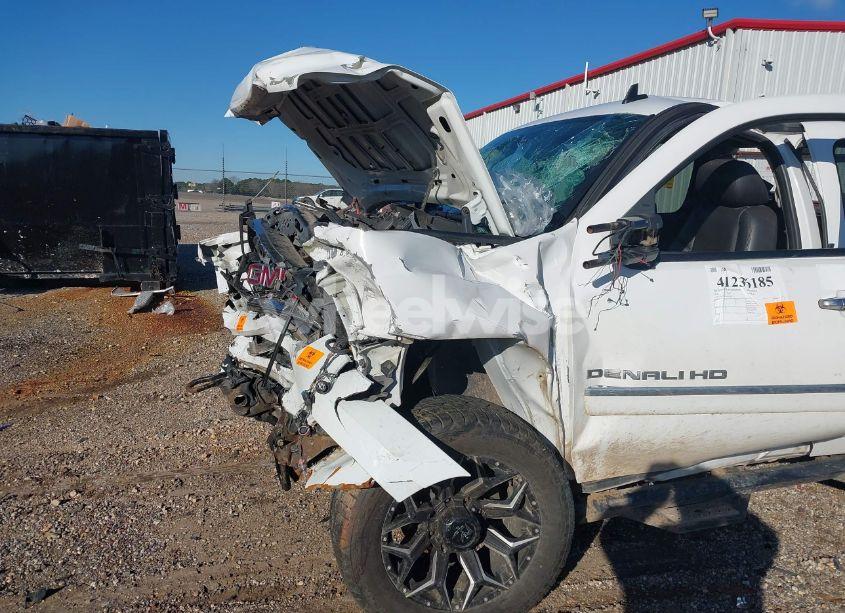 Photo 17 of 2011 Gmc Sierra 2500HD DENALI (VIN 1GT125C81BF225413)