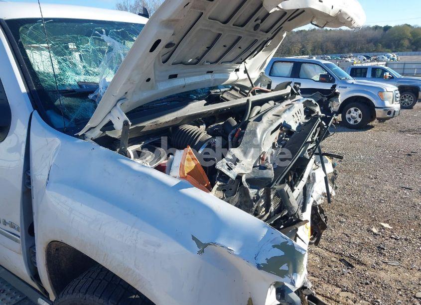 Photo 19 of 2011 Gmc Sierra 2500HD DENALI (VIN 1GT125C81BF225413)