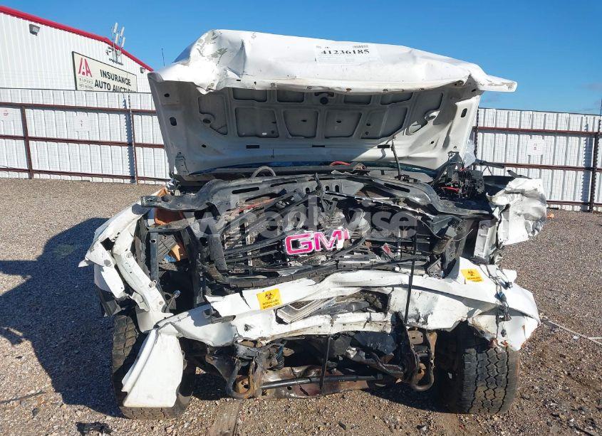 Photo 6 of 2011 Gmc Sierra 2500HD DENALI (VIN 1GT125C81BF225413)