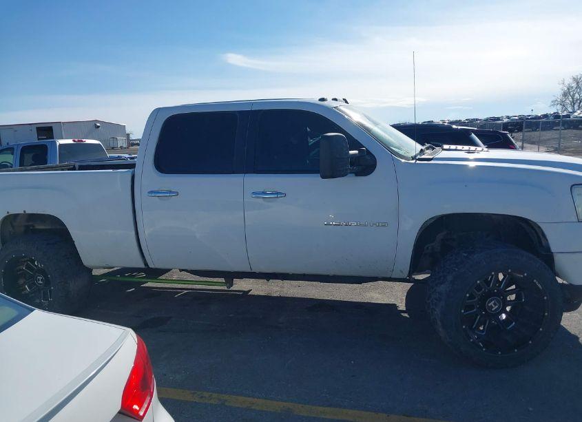Photo 13 of 2012 Gmc Sierra 2500HD DENALI (VIN 1GT125E81CF173375)