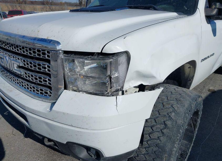 Photo 6 of 2012 Gmc Sierra 2500HD DENALI (VIN 1GT125E81CF173375)