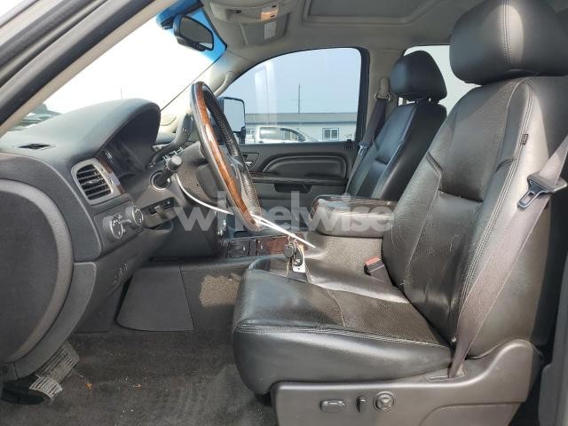 Photo 8 of 2012 GMC SIERRA K2500 DENALI (VIN 1GT125E89CF174371)