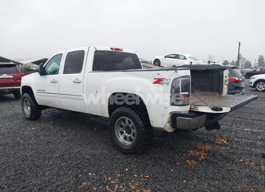 Photo 3 of 2012 Gmc Sierra 2500HD DENALI (VIN 1GT125E8XCF236117)