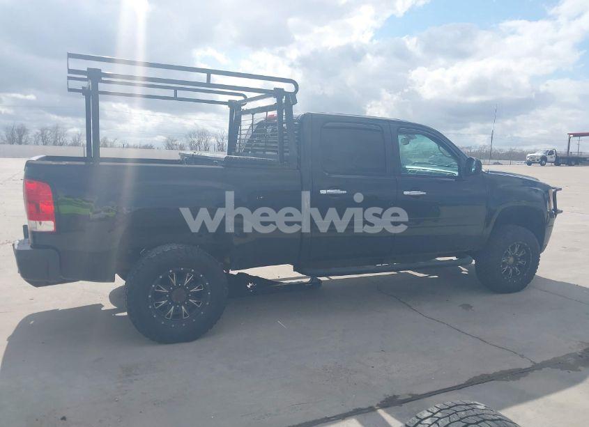 Photo 13 of 2014 Gmc Sierra 2500HD DENALI (VIN 1GT125EG4EF114850)