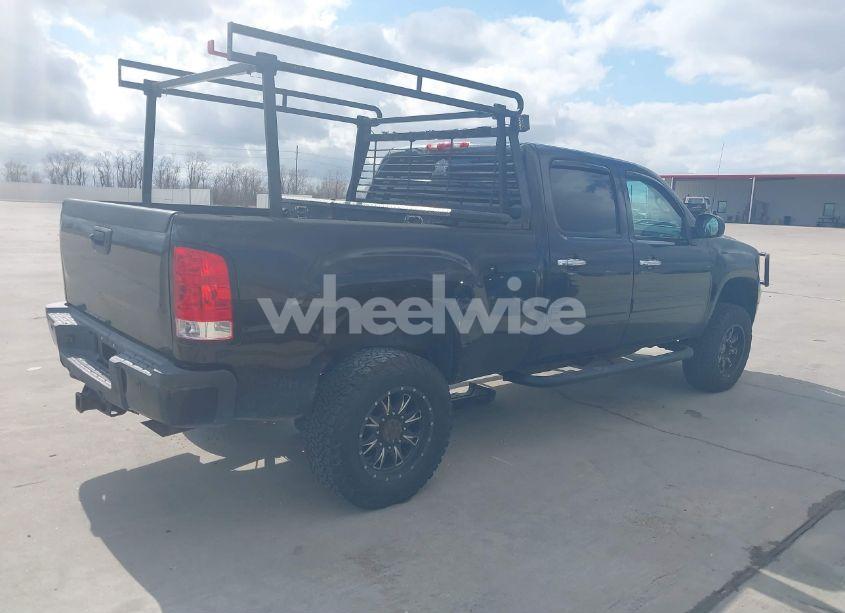 Photo 4 of 2014 Gmc Sierra 2500HD DENALI (VIN 1GT125EG4EF114850)