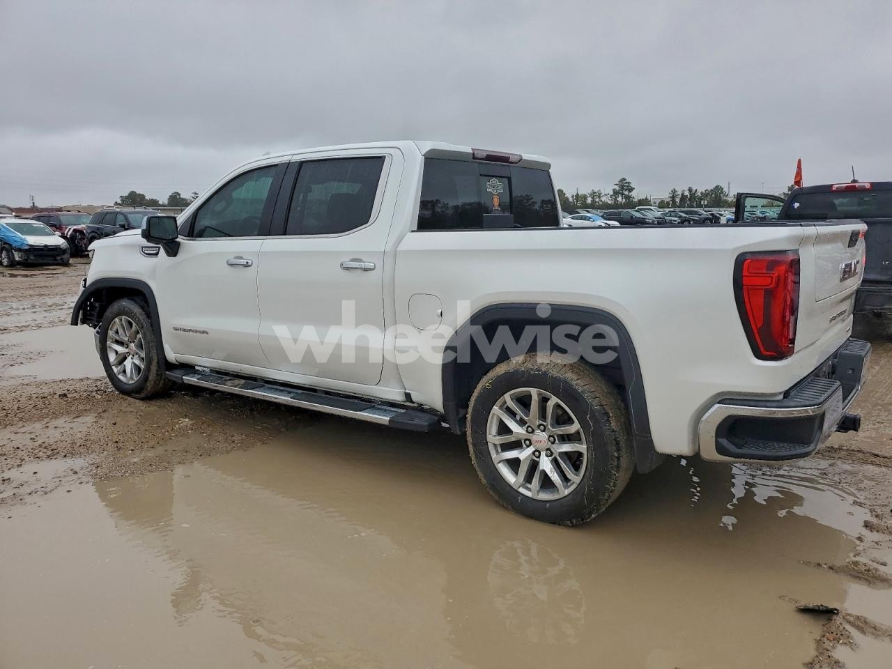 Photo 2 of 2019 GMC SIERRA C1500 SLT (VIN 1GT12NEGXKF278647)