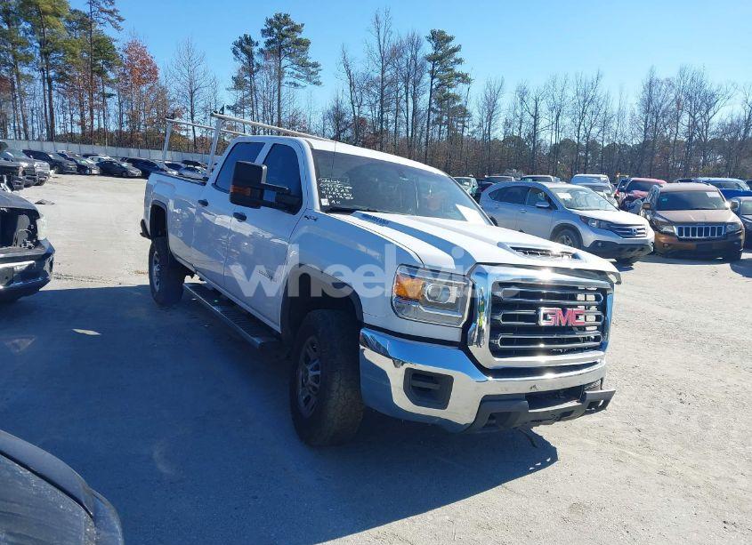 2019 Gmc Sierra 2500HD (VIN 1GT12NEYXKF256611) main photo