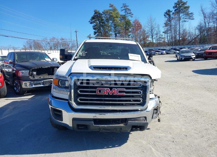 Photo 12 of 2019 Gmc Sierra 2500HD (VIN 1GT12NEYXKF256611)