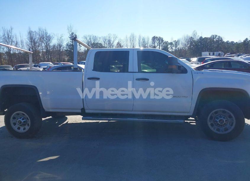 Photo 13 of 2019 Gmc Sierra 2500HD (VIN 1GT12NEYXKF256611)