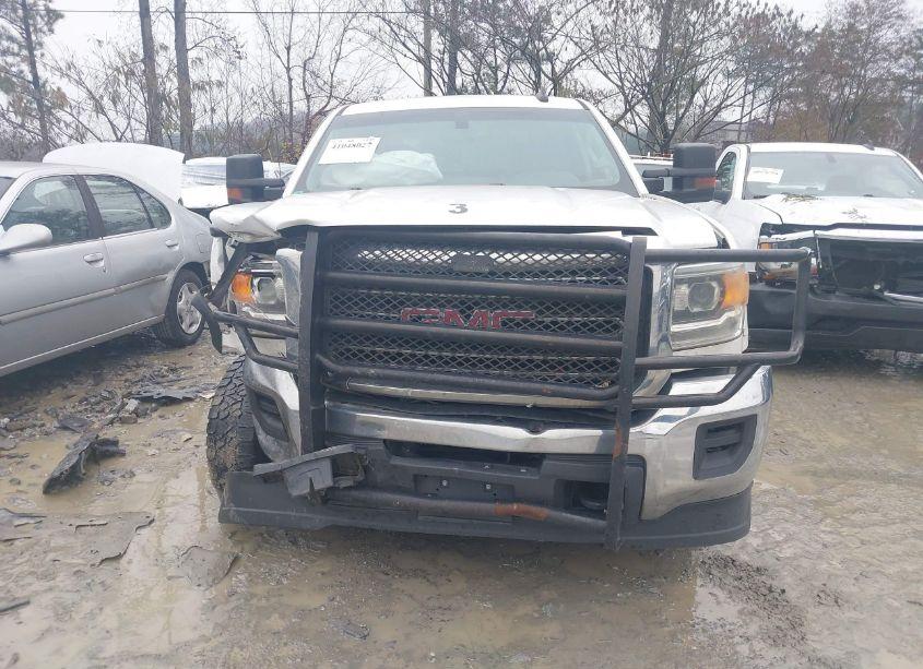 Photo 12 of 2018 Gmc Sierra 2500HD (VIN 1GT12REG4JF263325)