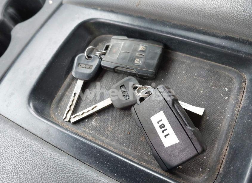 Photo 11 of 2017 Gmc Sierra 2500HD (VIN 1GT12REG5HF110978)