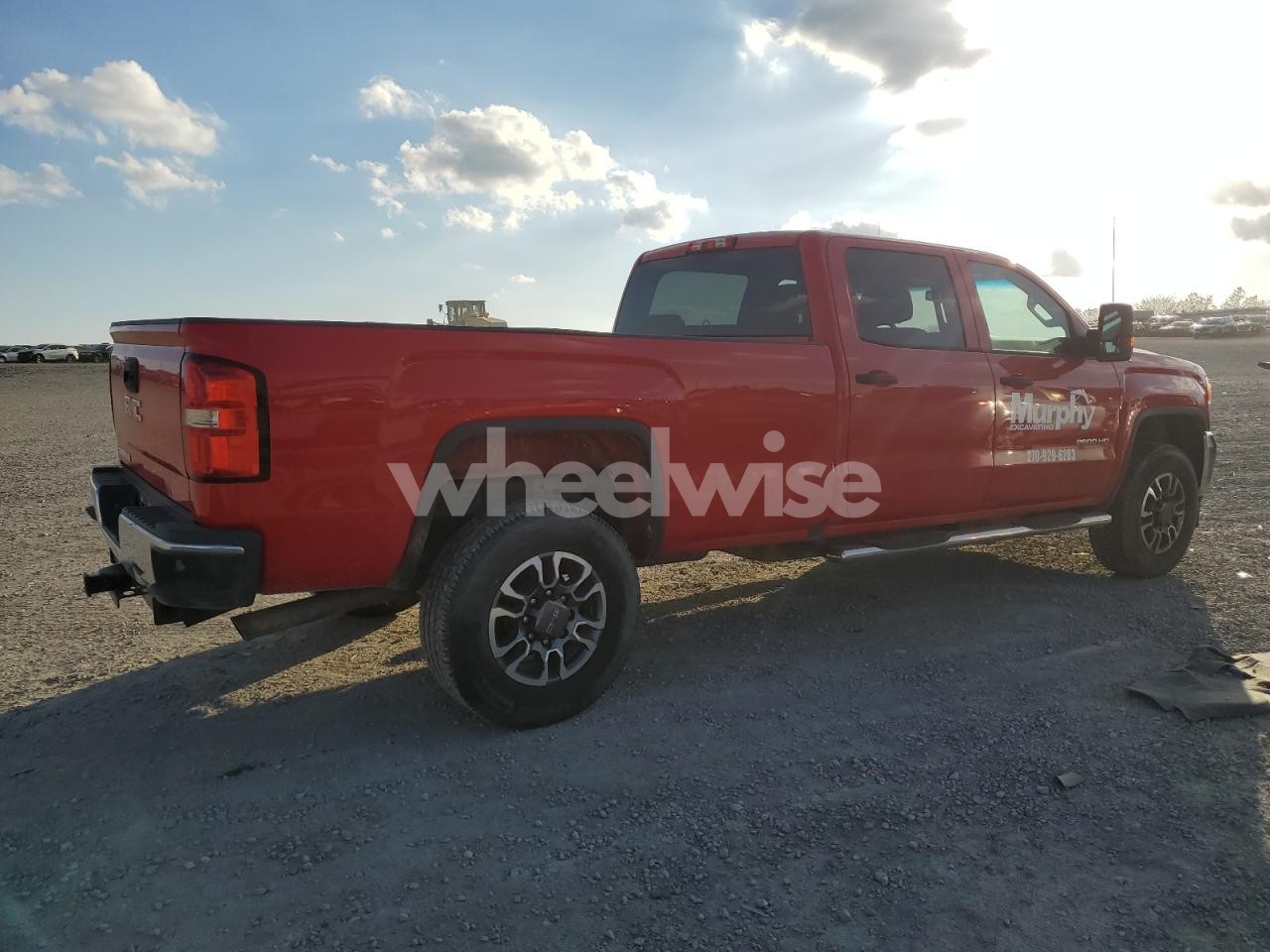 Photo 3 of 2016 GMC SIERRA K2500 HEAVY DUTY (VIN 1GT12REG9GF303908)