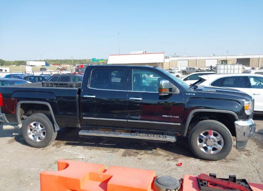 Photo 13 of 2019 Gmc Sierra 2500HD SLT (VIN 1GT12REY2KF264662)