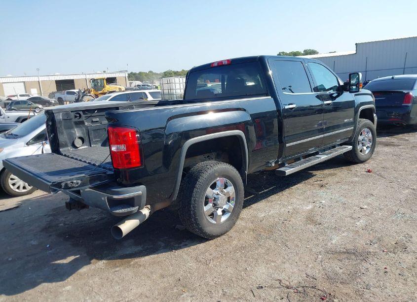 Photo 4 of 2019 Gmc Sierra 2500HD SLT (VIN 1GT12REY2KF264662)
