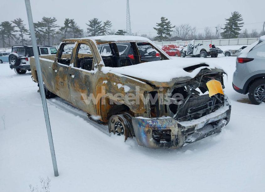 2017 Gmc Sierra 2500HD (VIN 1GT12REY3HF192864) main photo