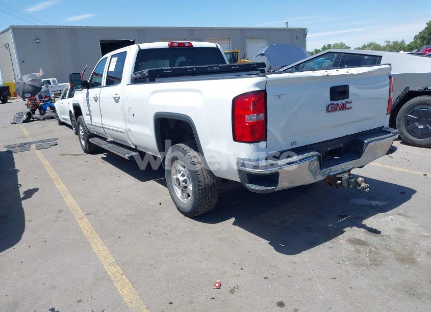 Photo 3 of 2016 Gmc Sierra 2500HD SLE (VIN 1GT12SEG9GF180988)