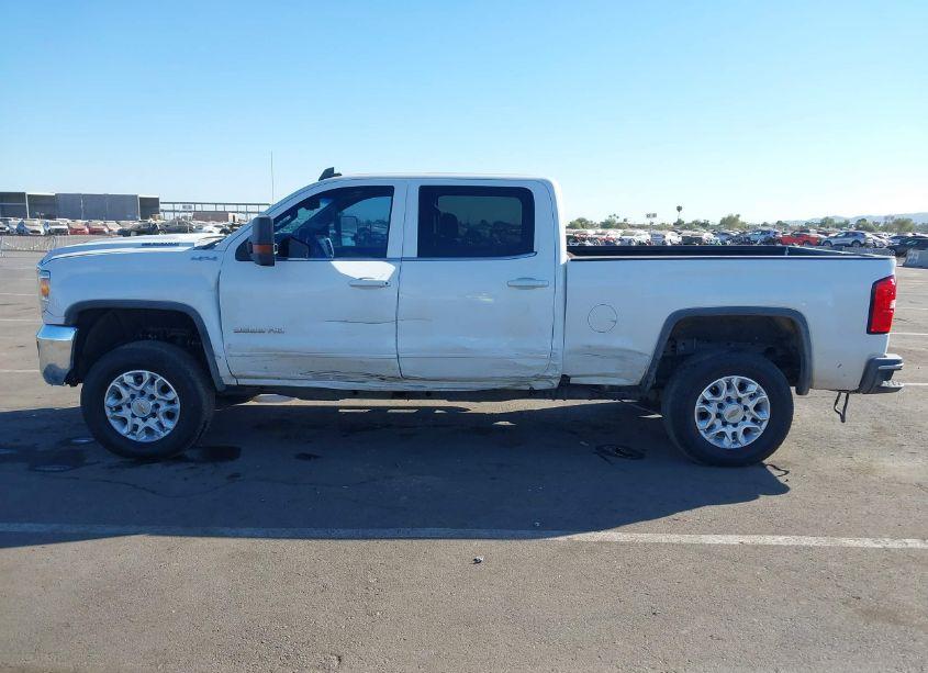 Photo 14 of 2017 Gmc Sierra 2500HD SLE (VIN 1GT12SEY9HF123426)