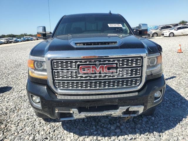 Photo 4 of 2019 GMC SIERRA K2500 DENALI (VIN 1GT12SEY9KF226868)