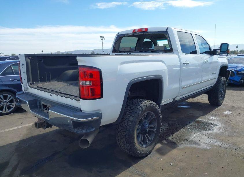 Photo 4 of 2016 Gmc Sierra 2500HD SLT (VIN 1GT12TE87GF146403)
