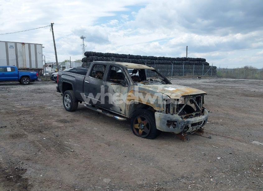 2016 Gmc Sierra 2500HD SLT (VIN 1GT12TEG0GF173367) main photo