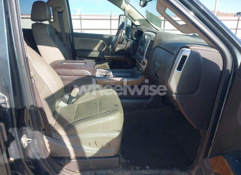 Photo 5 of 2018 Gmc Sierra 2500HD SLT (VIN 1GT12TEG7JF255622)