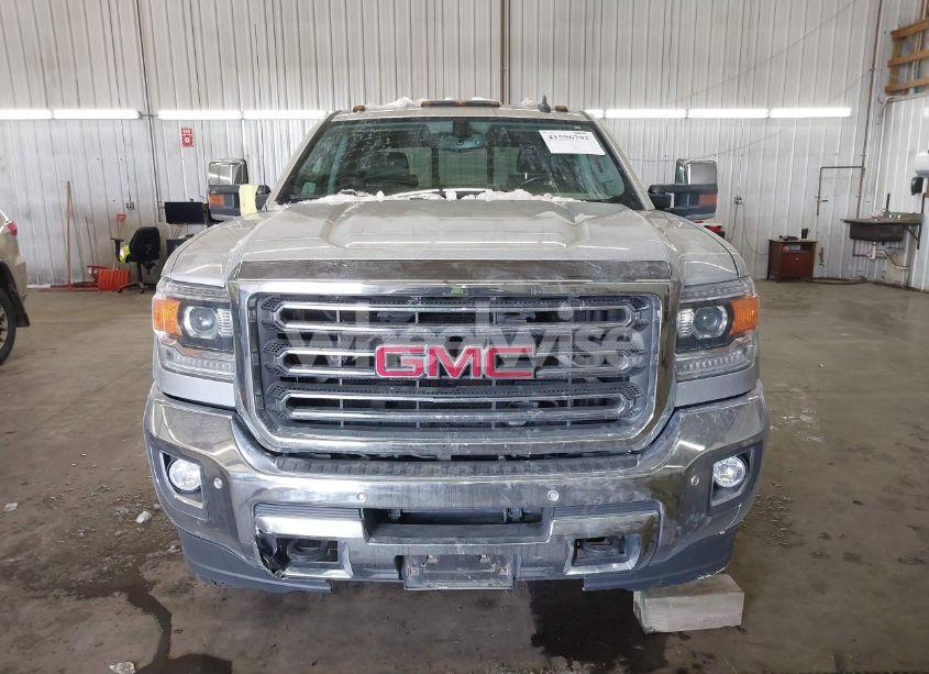 Photo 12 of 2017 Gmc Sierra 2500HD SLT (VIN 1GT12TEG9HF169979)