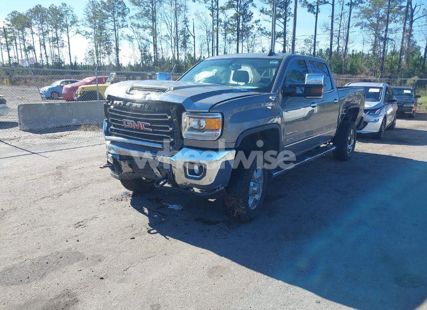 Photo 2 of 2017 Gmc Sierra 2500HD SLT (VIN 1GT12TEY1HF165837)