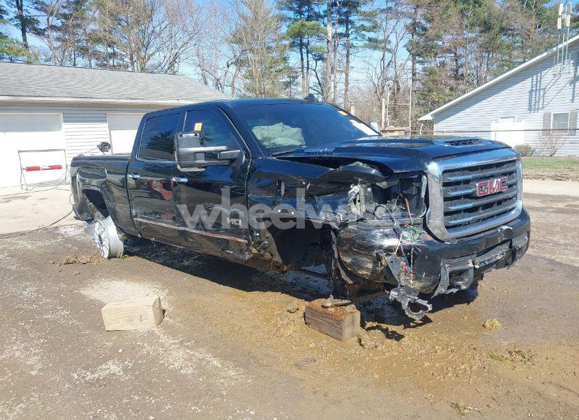 2017 Gmc Sierra 2500HD SLT (VIN 1GT12TEY5HF249272) main photo
