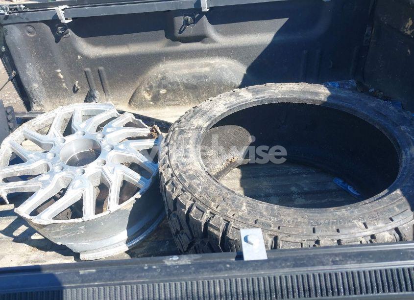 Photo 12 of 2017 Gmc Sierra 2500HD SLT (VIN 1GT12TEY5HF249272)