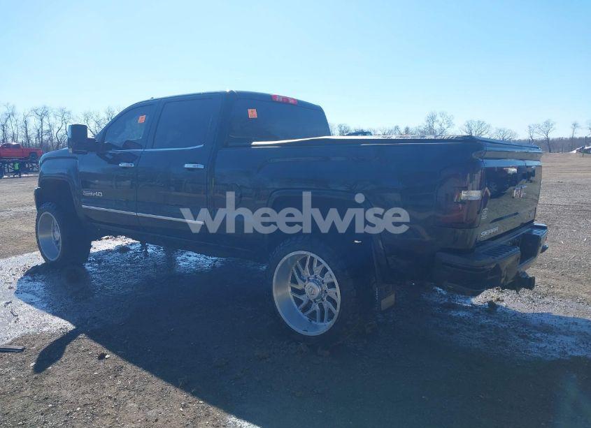 Photo 3 of 2017 Gmc Sierra 2500HD SLT (VIN 1GT12TEY5HF249272)